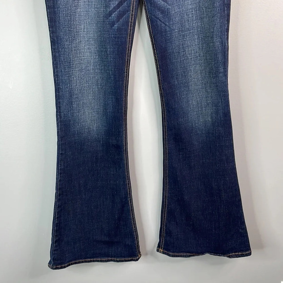 ABERCROMBIE & FITCH Flare Jeans Blue Dark Wash Distressed Mid Rise Y2K Size 8 - Picture 4 of 11